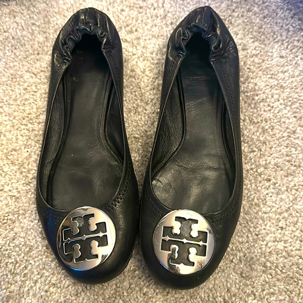 Tory Burch black flats size